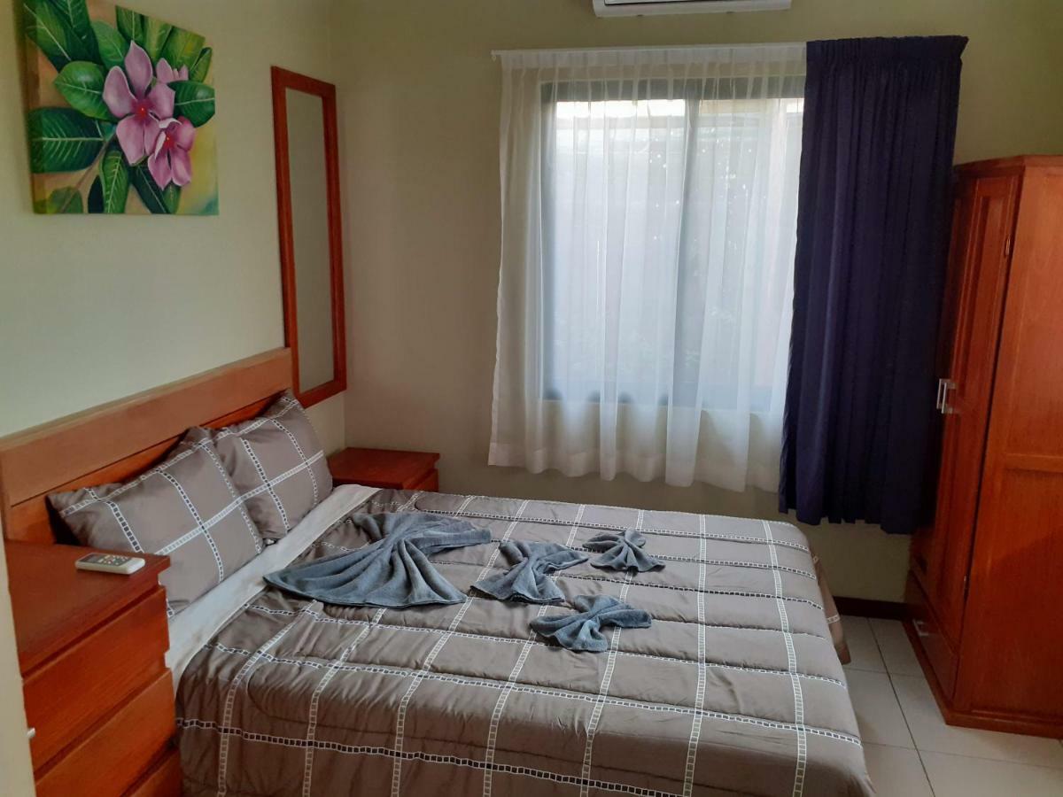 Max Garden And Pool Διαμέρισμα Παραμαρίμπο Εξωτερικό φωτογραφία